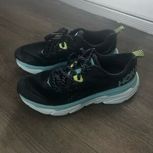 Hoka Challenger ATR 6 Sneakers